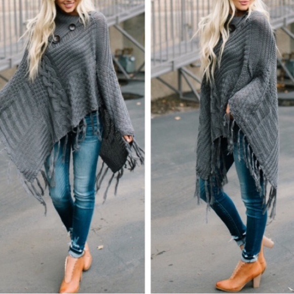 Last 1 New Comfy Knit Fringe Sweater Poncho - Picture 3 of 6